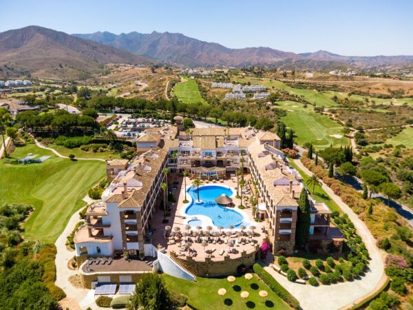 Hotel La Cala Resort - Luftaufnahme