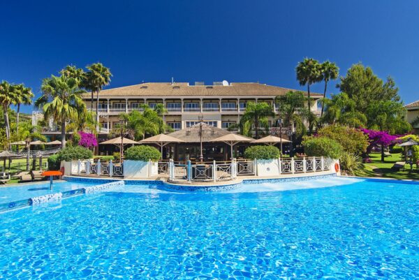 Hotel Lindner Mallorca - Pool