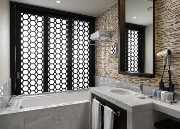 Kaya Palazzo Bad