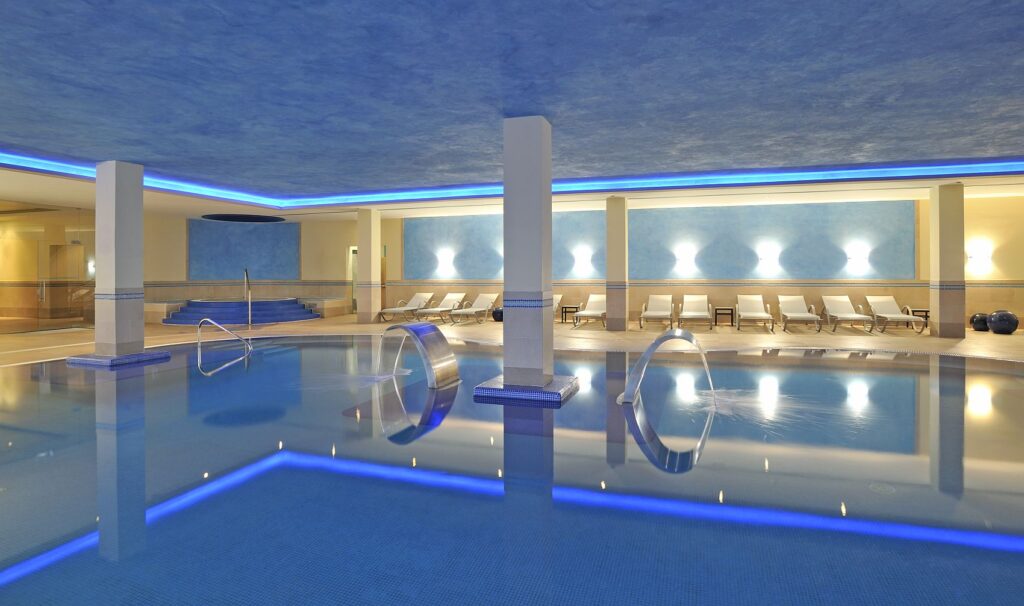 Pestana Viking Beach Innenpool