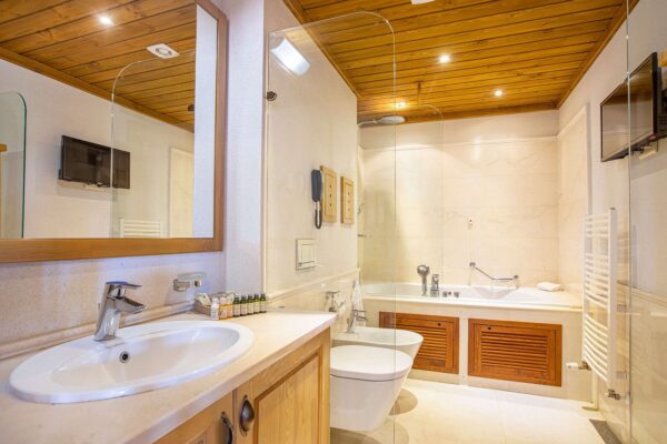 Pirin Golf & Country Club - Badezimmer