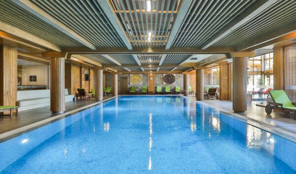 Pirin Golf & Country Club - Innenpool