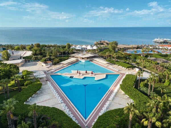 Kaya Belek Außenpool
